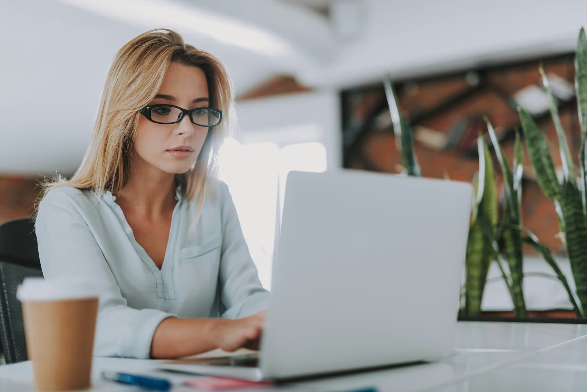 How do I recognize serious job offers?